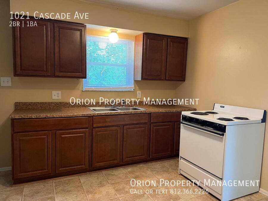 Apartment for rent at 1021 Cascade Ave, Bloomington, IN 47408