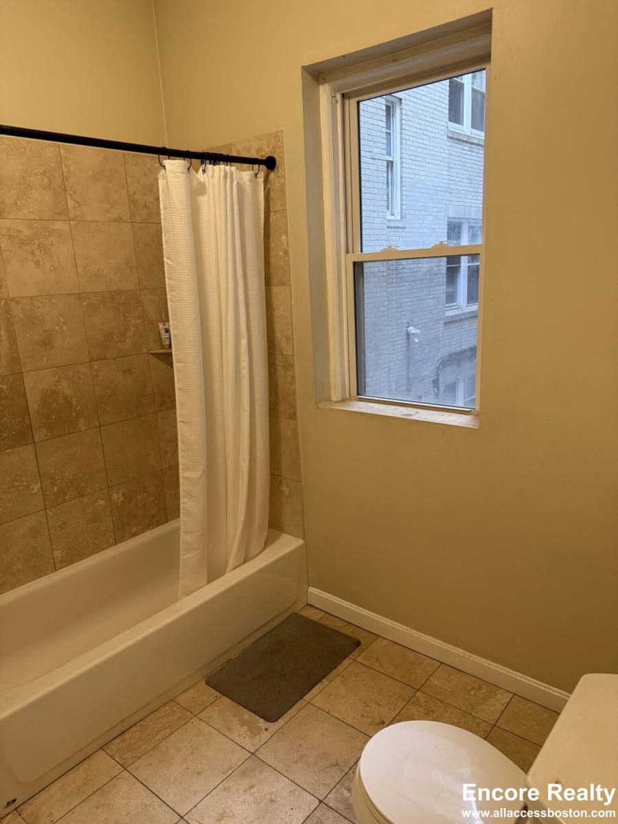 Apartment for rent at 1197 Commonwealth Ave #9, Allston, MA 02134