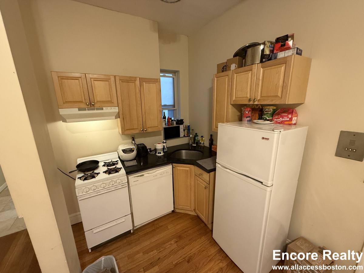 Apartment for rent at 1197 Commonwealth Ave #9, Allston, MA 02134