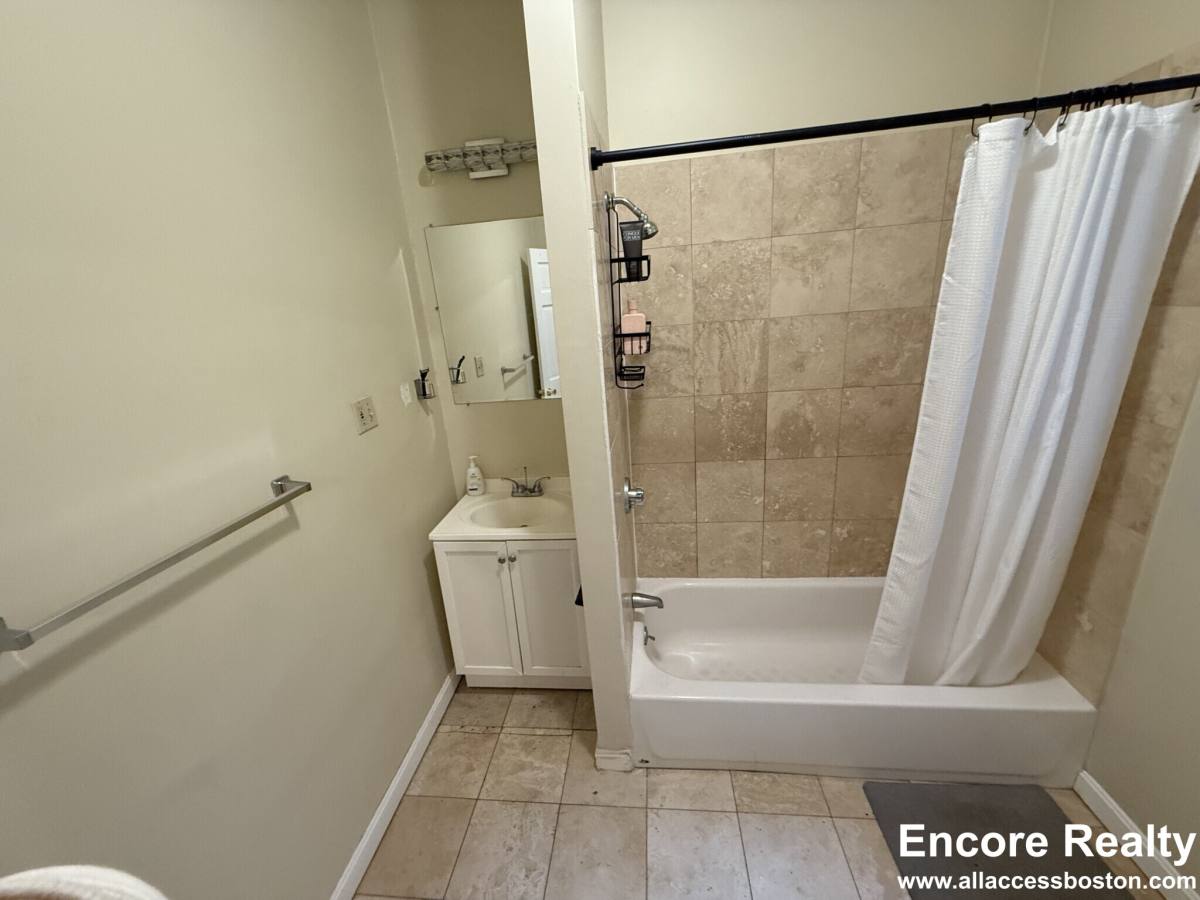 Apartment for rent at 1197 Commonwealth Ave #9, Allston, MA 02134