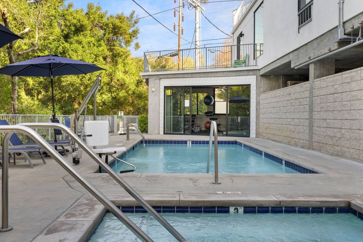Apartment for rent at 5933 Monterey Rd, Los Angeles, CA 90042
