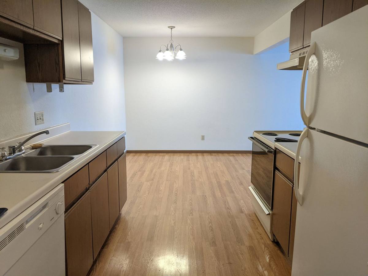 Apartment for rent at 204 Garfield St SE, Warroad, MN 56763