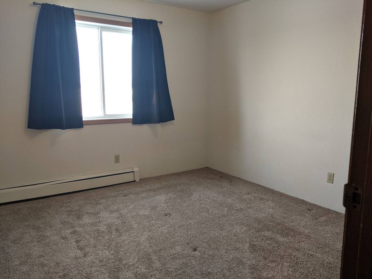 Apartment for rent at 204 Garfield St SE, Warroad, MN 56763