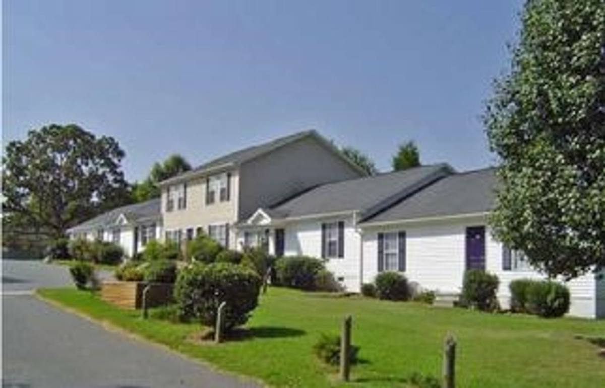 Apartment for rent at 725 E Haggard Ave, Elon, NC 27244