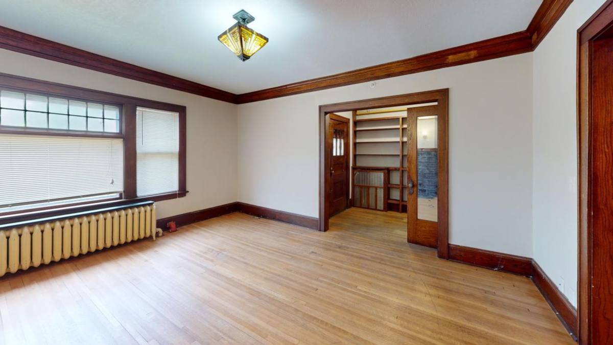 Apartment for rent at 712 4th St SE, Minneapolis, MN 55414