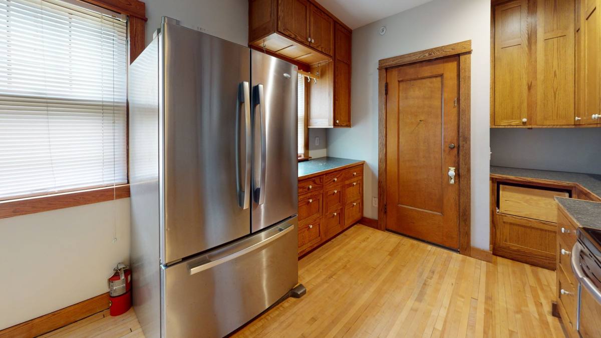 Apartment for rent at 712 4th St SE, Minneapolis, MN 55414