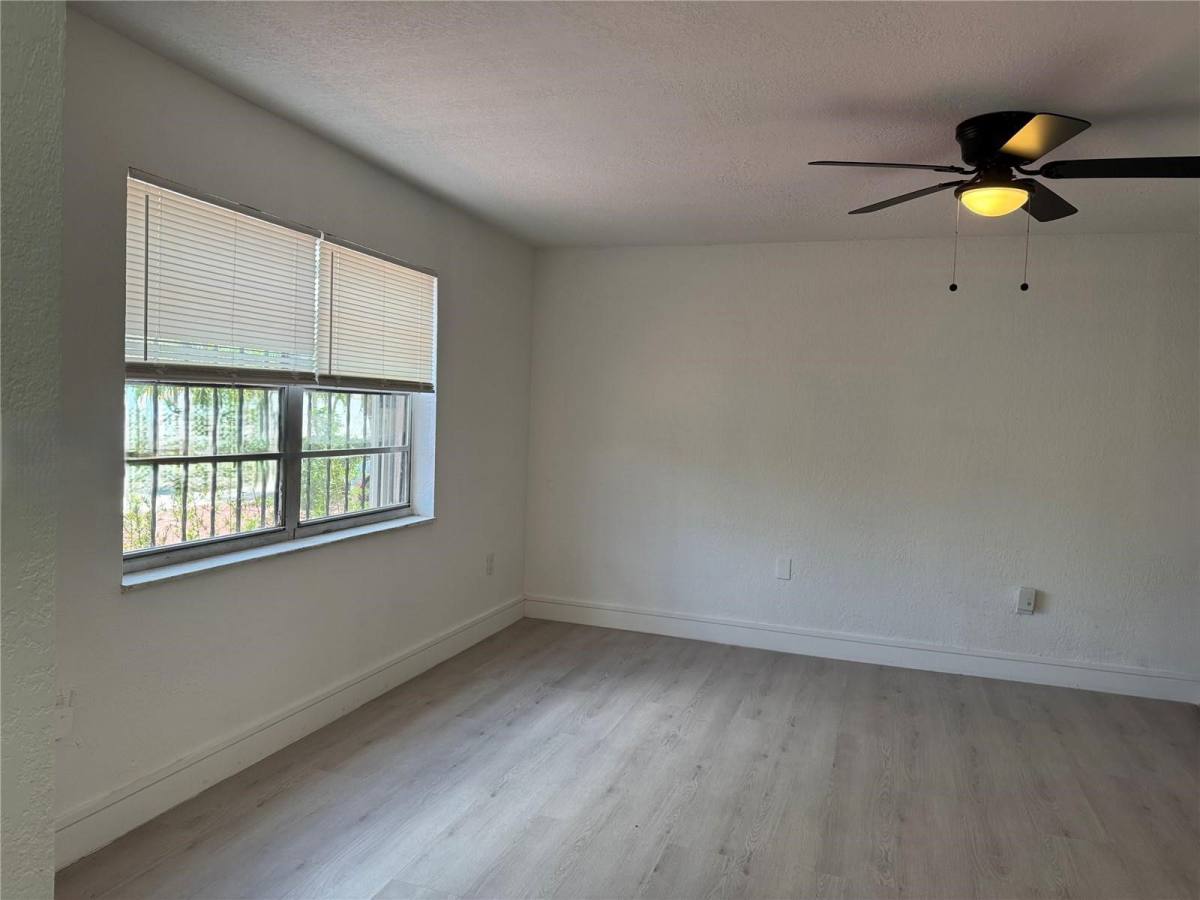 Townhouse for rent at 890 W 81st Place #890, Hialeah, FL 33014