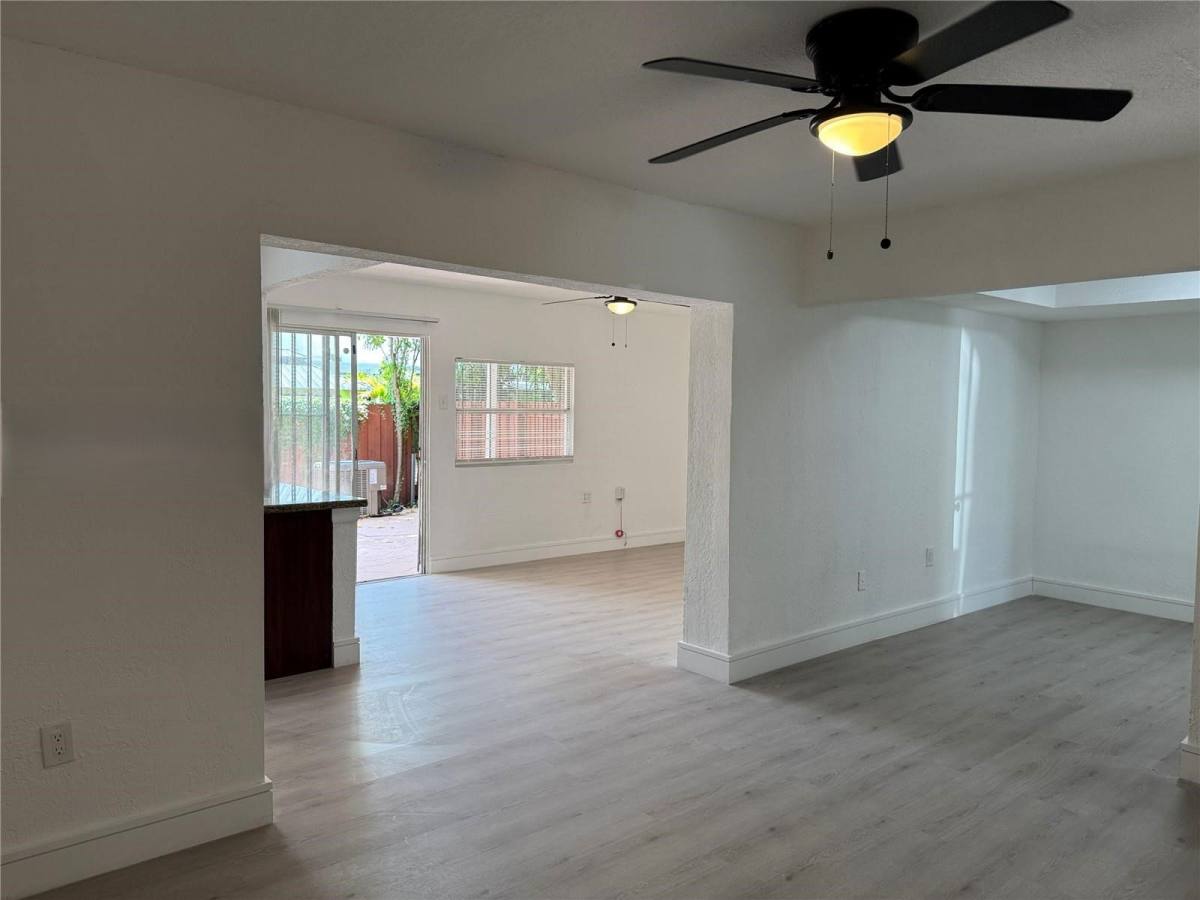 Townhouse for rent at 890 W 81st Place #890, Hialeah, FL 33014