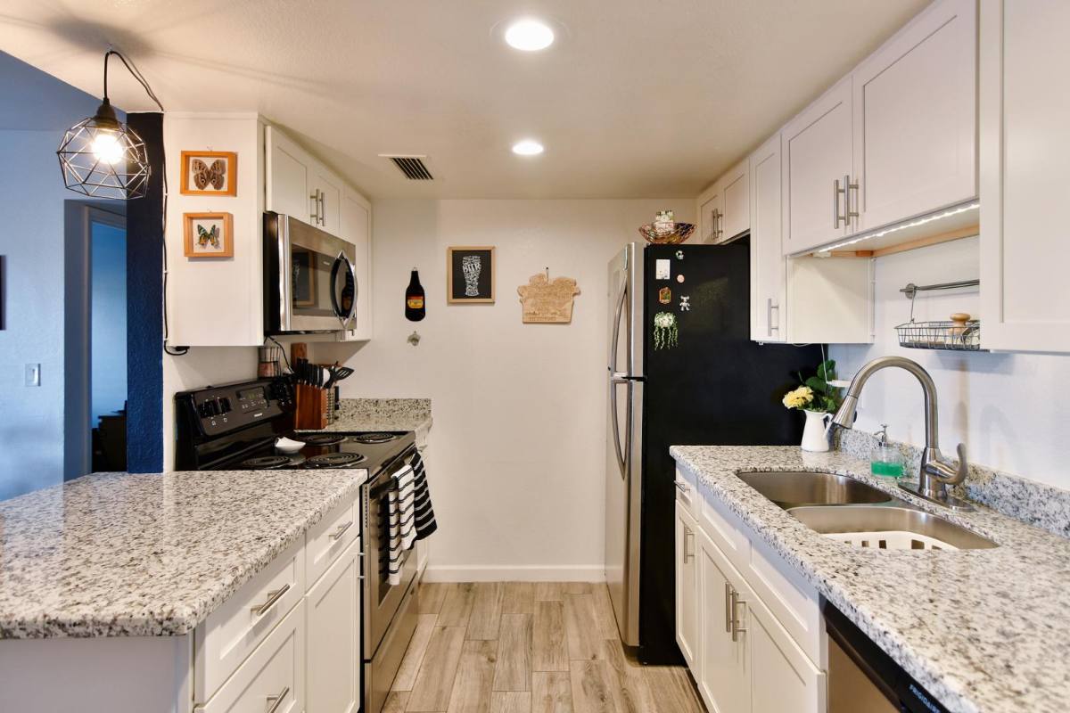 Apartment for rent at 5022 N 17th Ave #102, Phoenix, AZ 85015