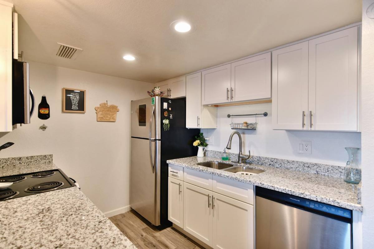 Apartment for rent at 5022 N 17th Ave #102, Phoenix, AZ 85015