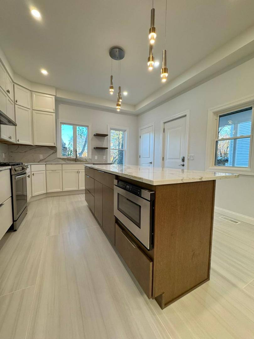 House for rent at 84 Grove St, Somerville, NJ 08876