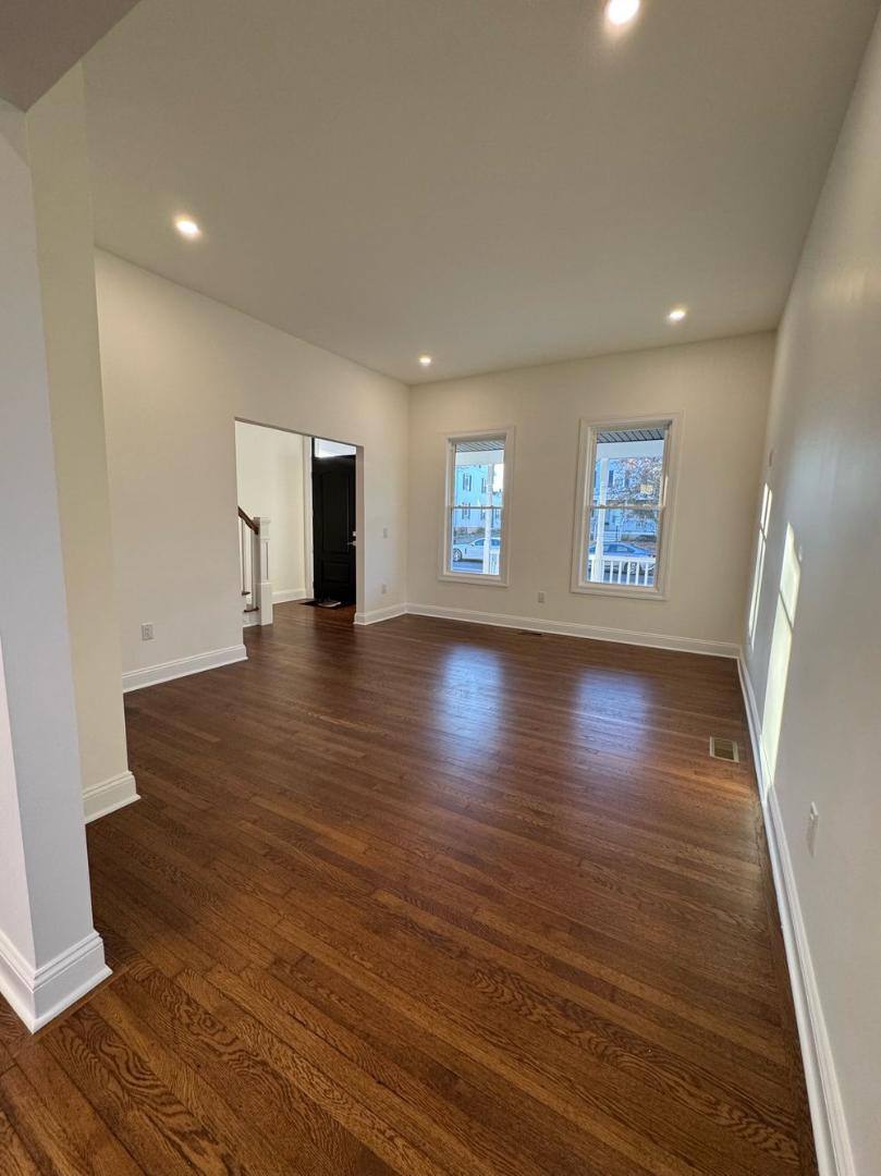House for rent at 84 Grove St, Somerville, NJ 08876