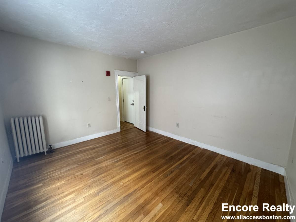 Apartment for rent at 11 Peterborough St #21, Boston, MA 02215