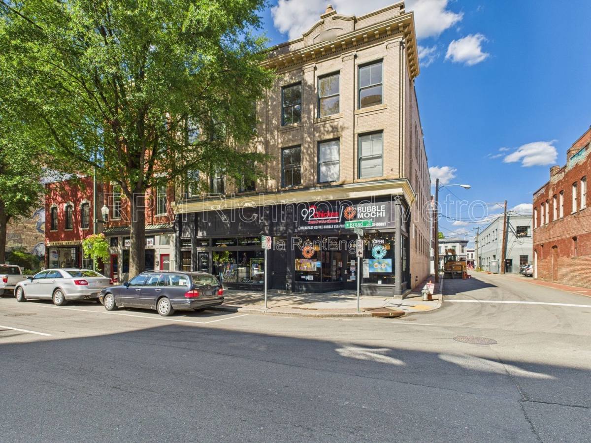 Apartment for rent at 200 W Broad St #201, Richmond, VA 23220