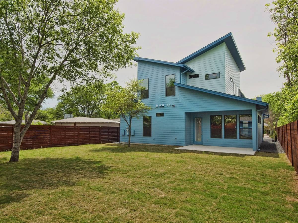 Apartment for rent at 306 Franklin Blvd, Austin, TX 78751