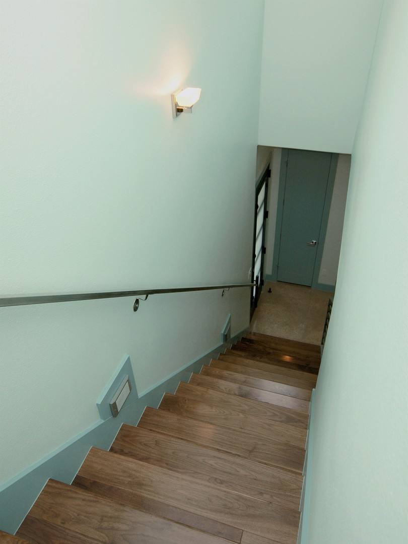 Apartment for rent at 306 Franklin Blvd, Austin, TX 78751