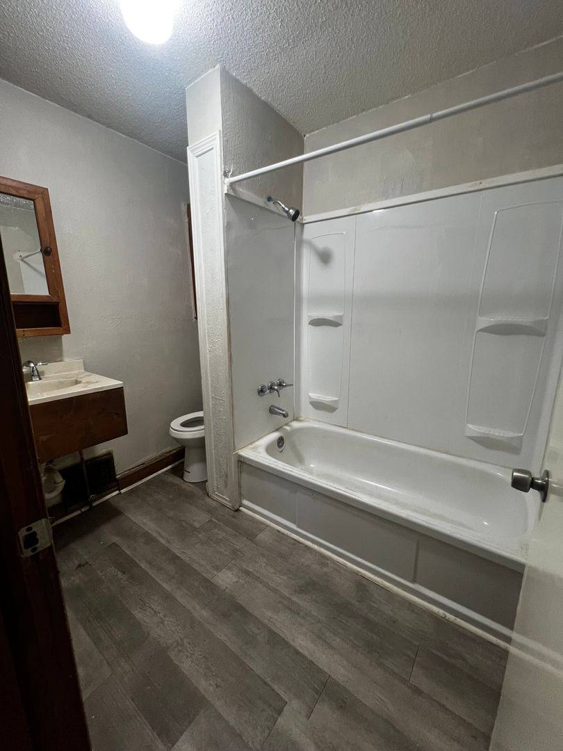 Apartment for rent at 1211 Reynolds Ave, Kansas City, KS 66102