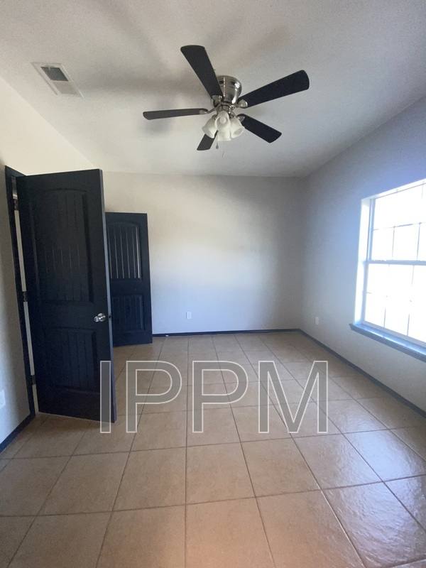 Apartment for rent at 302 S Fm491, Mercedes, TX 78570