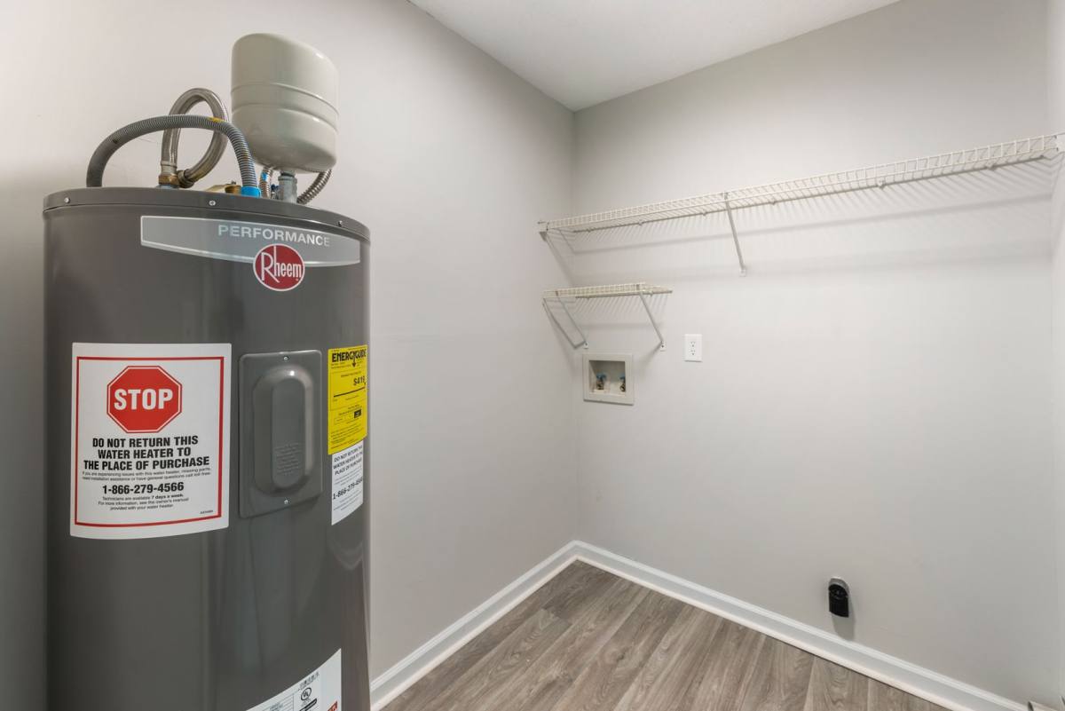 Apartment for rent at 100 Victoria Way, Commerce, GA 30529