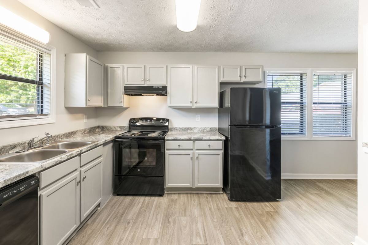 Apartment for rent at 100 Victoria Way, Commerce, GA 30529