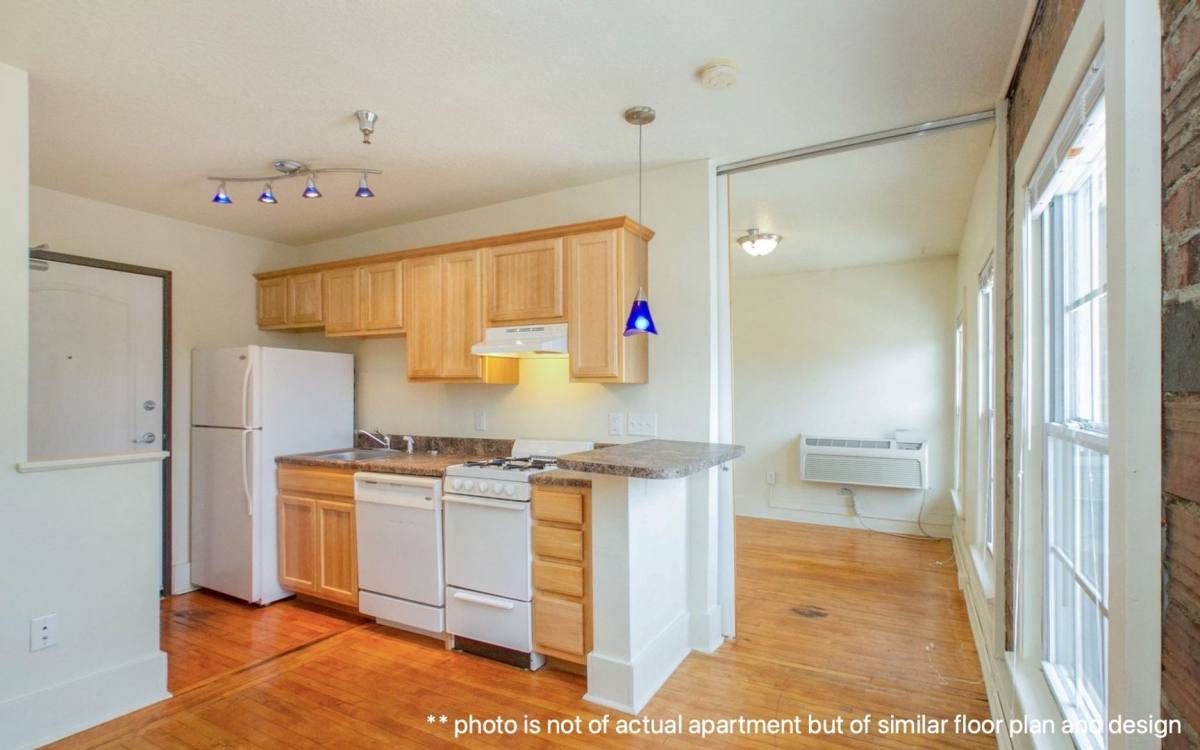 Apartment for rent at 2709 Lincoln Way, Ames, IA 50014