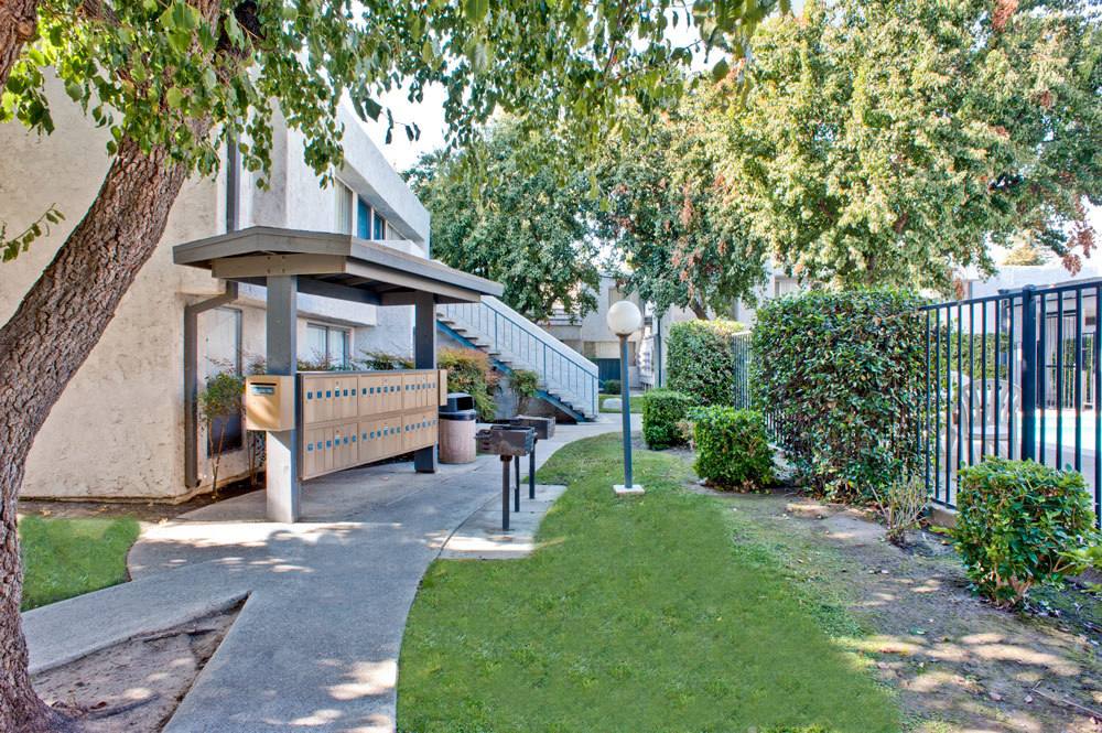 Apartment for rent at 3800 Q St, Bakersfield, CA 93301