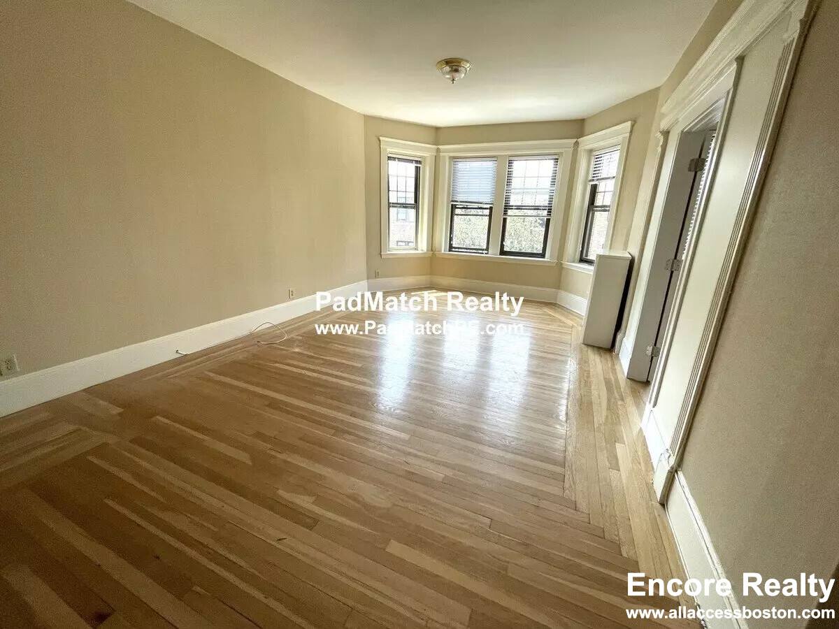 Apartment for rent at 109 Saint Paul St #D, Brookline, MA 02446