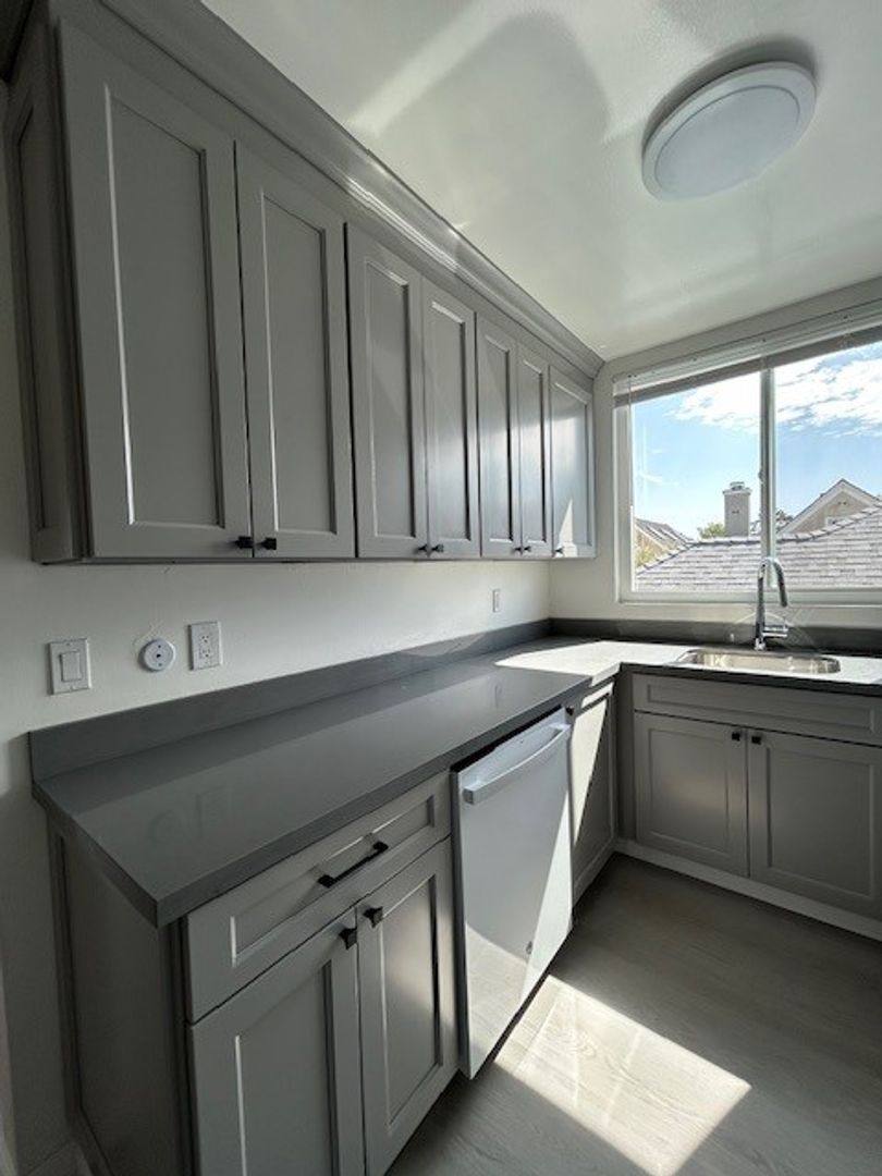 Apartment for rent at 2024 Vine St, Berkeley, CA 94709