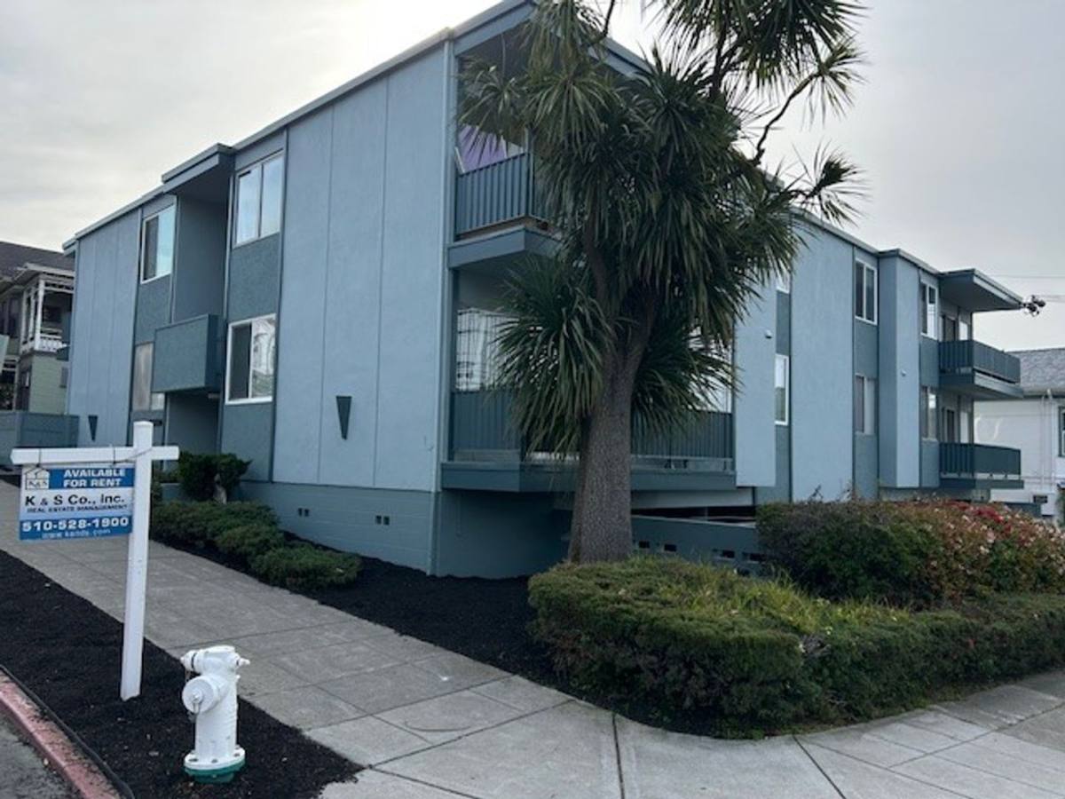 Apartment for rent at 2024 Vine St, Berkeley, CA 94709