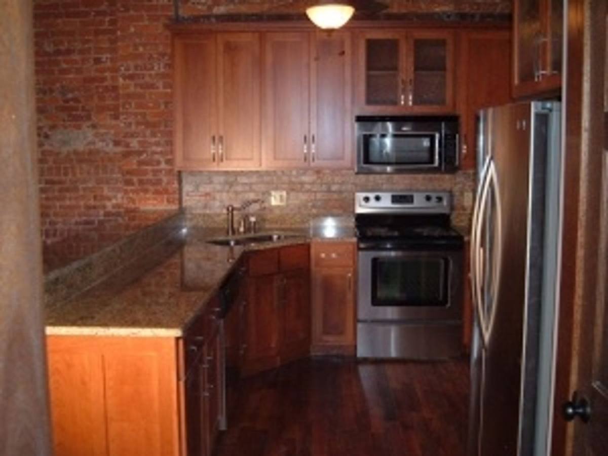 Apartment for rent at 111 - 113 W, Bloomington, IN 47401