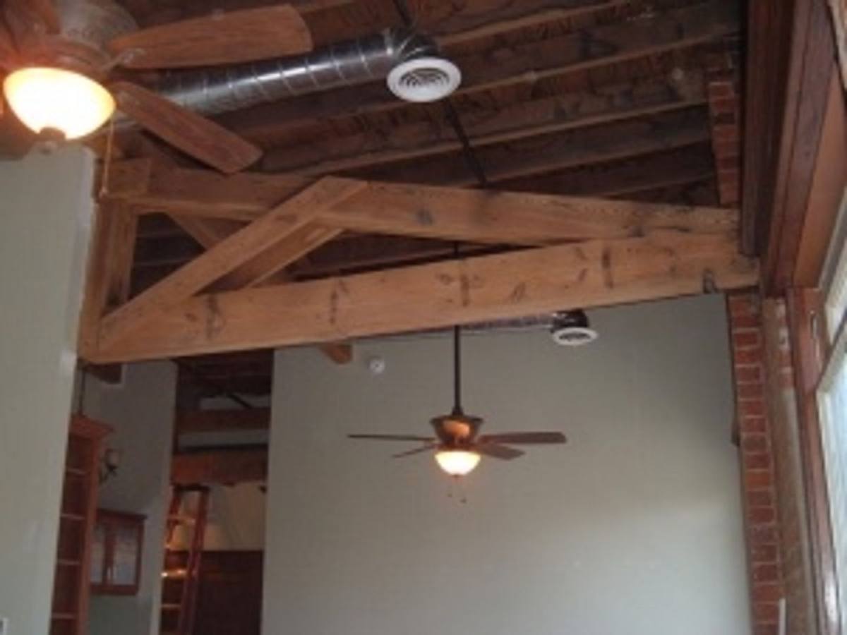 Apartment for rent at 111 - 113 W, Bloomington, IN 47401