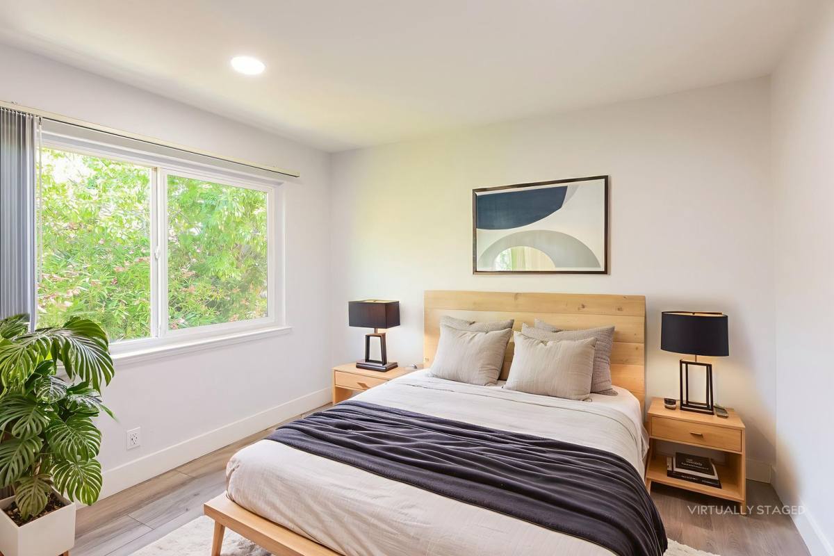 Apartment for rent at 1384 Oakland Blvd, Walnut Creek, CA 94596