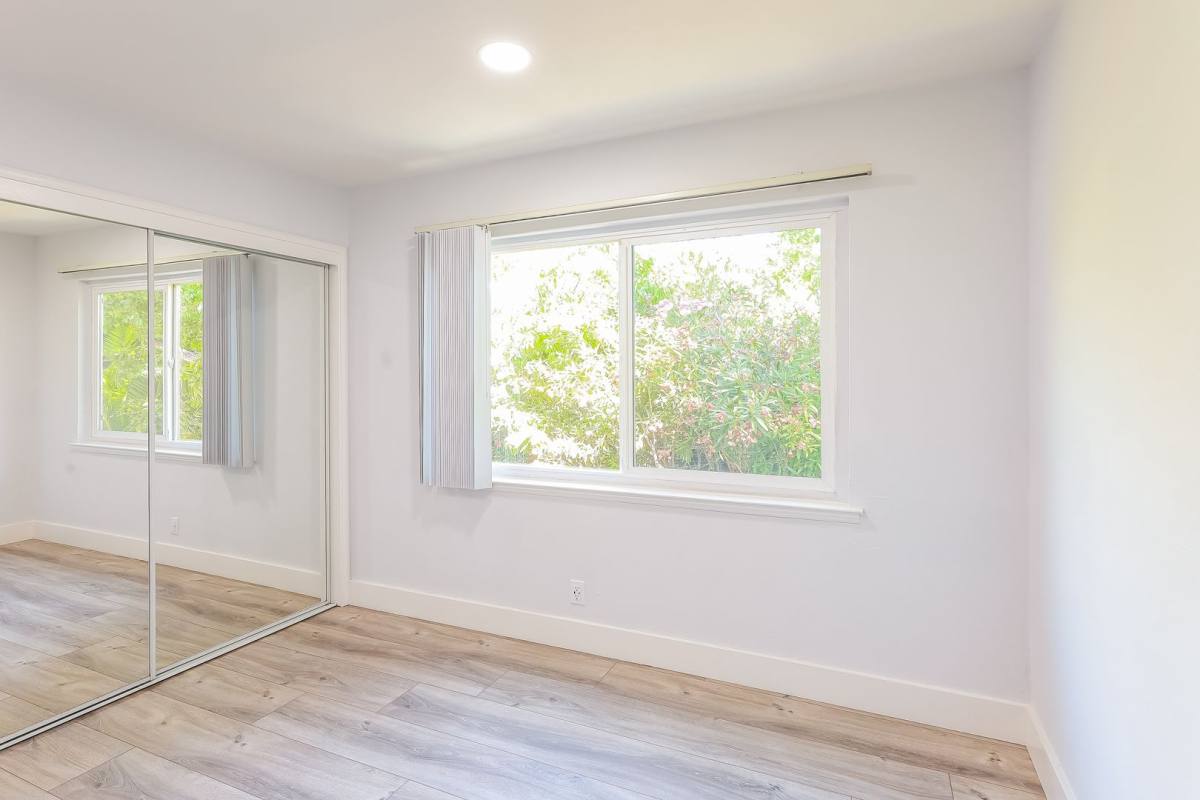 Apartment for rent at 1384 Oakland Blvd, Walnut Creek, CA 94596