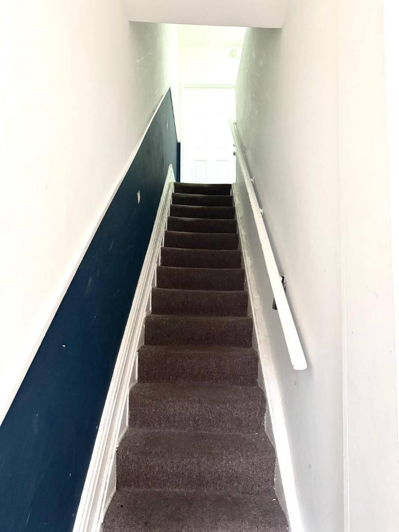 Apartment for rent at 1813 W Thompson St #1, Philadelphia, PA 19121