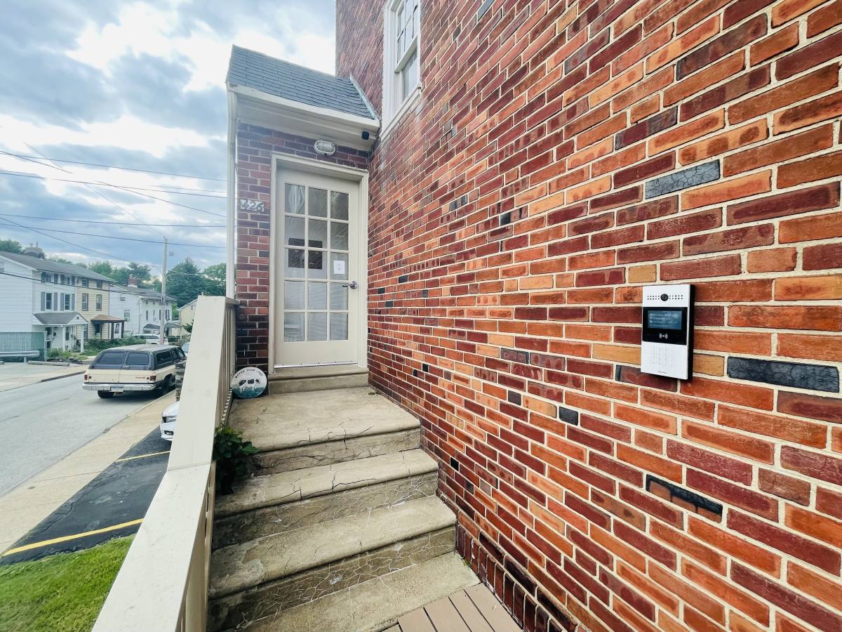 Apartment for rent at 426 Central Ave #2, Cheltenham, PA 19012