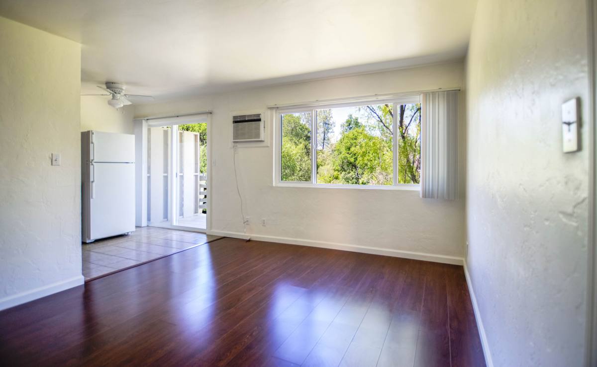 Apartment for rent at 2850 Pioneer Dr, Redding, CA 96001