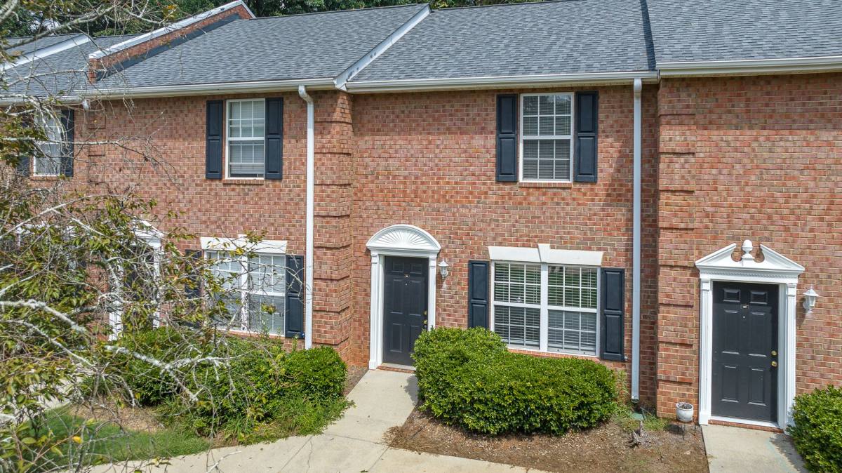 Apartment for rent at 1197 Cedar Shoals Dr, Athens, GA 30605
