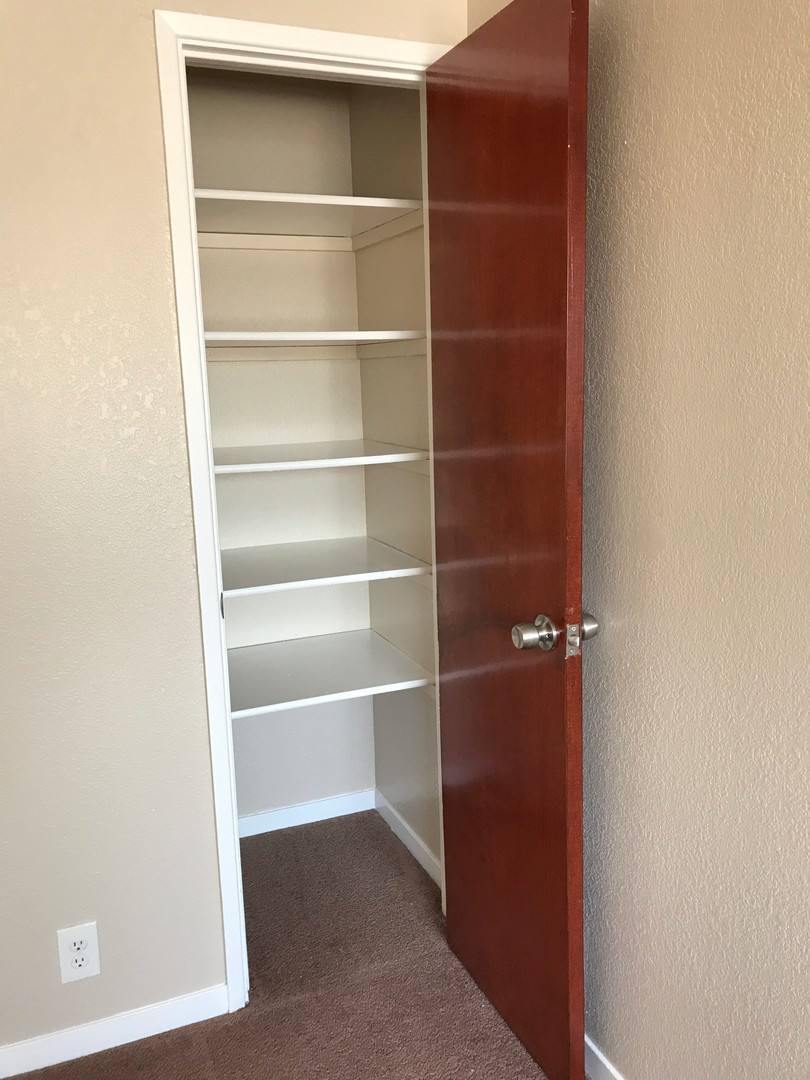 Apartment for rent at 2943 Macarthur Blvd, Oakland, CA 94602