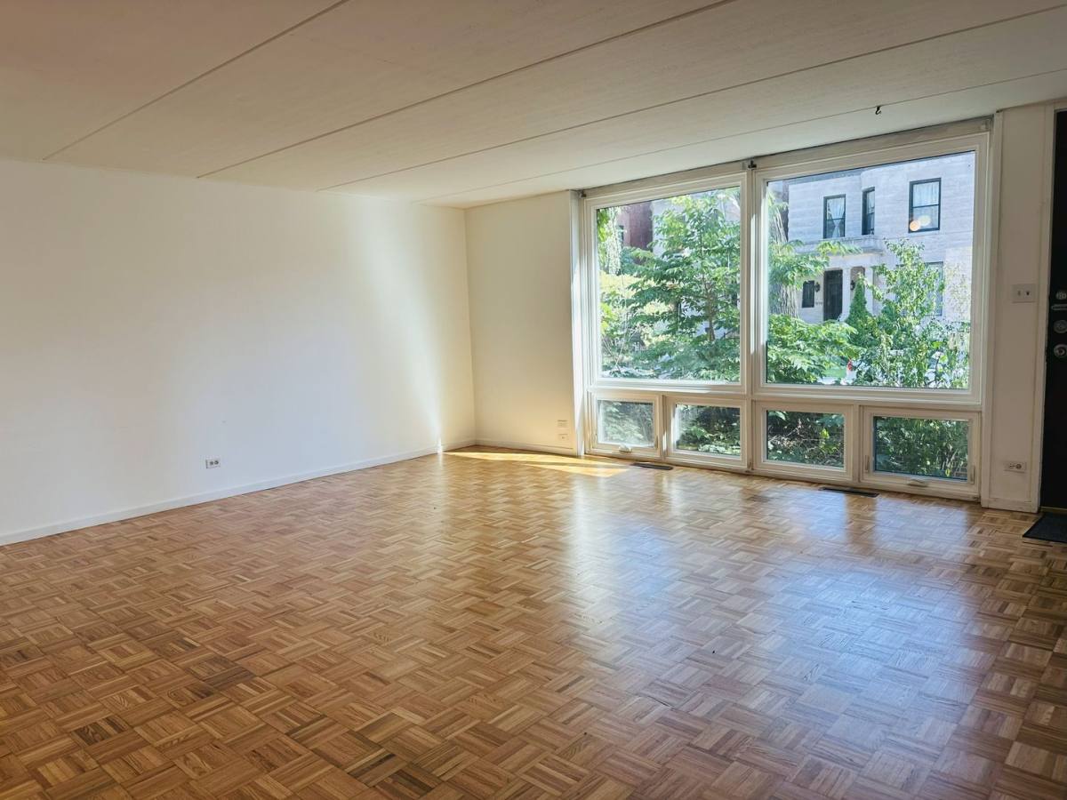 Townhouse for rent at 5140 S Dorchester, Chicago, IL 60615