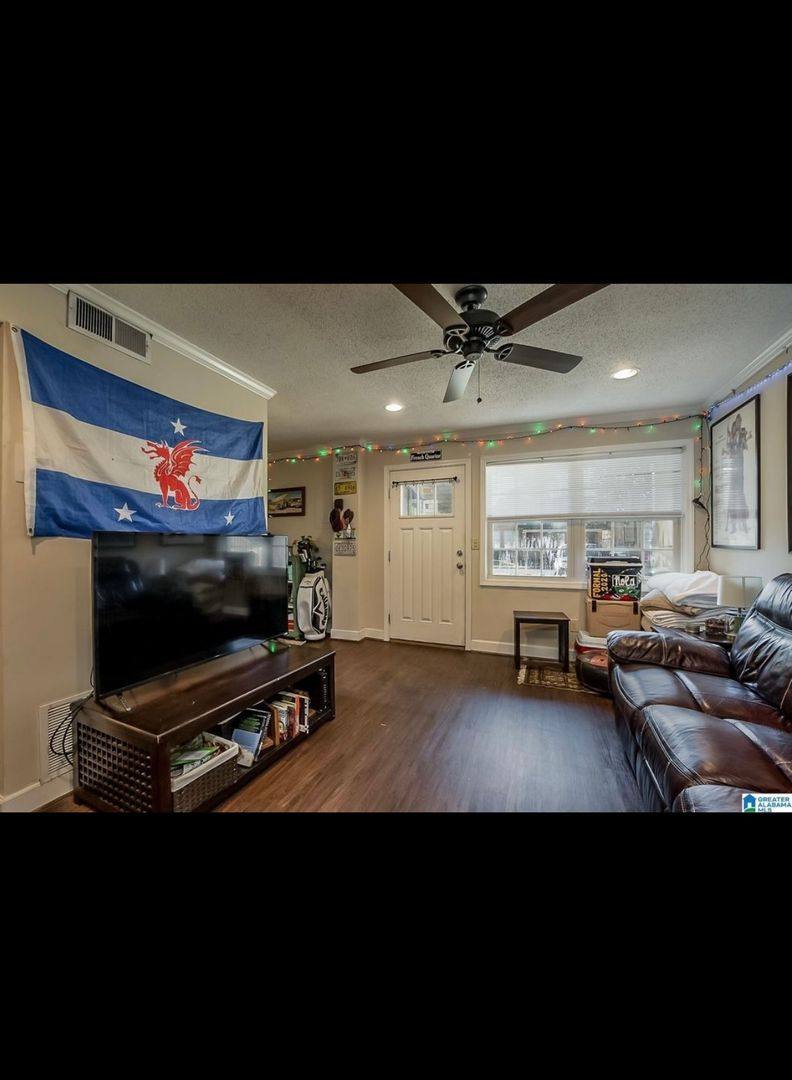 Condo for rent at 619 15th Ave, Tuscaloosa, AL 35401