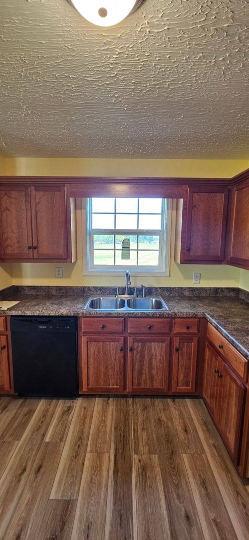 House for rent at 225 Jack Hunt Rd, Tompkinsville, KY 42167