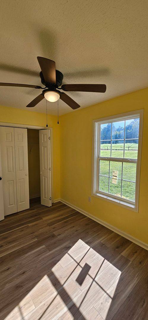 House for rent at 225 Jack Hunt Rd, Tompkinsville, KY 42167