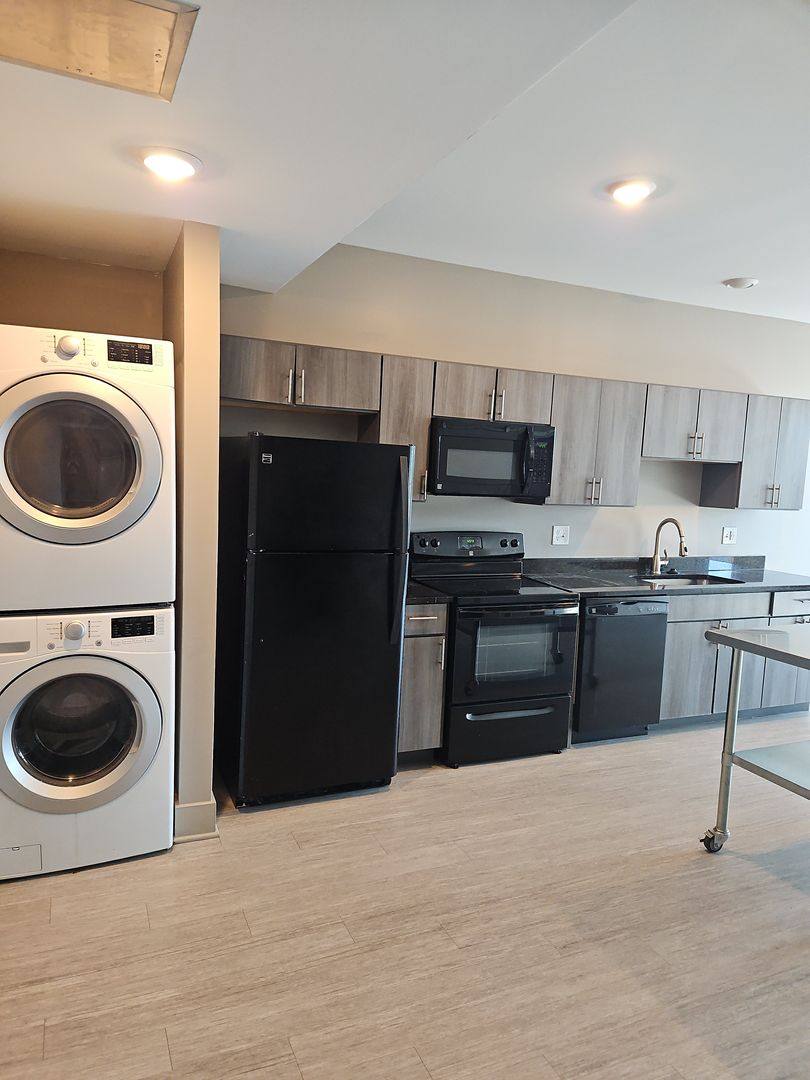 Apartment for rent at 2010 E Michigan Ave, Lansing, MI 48912