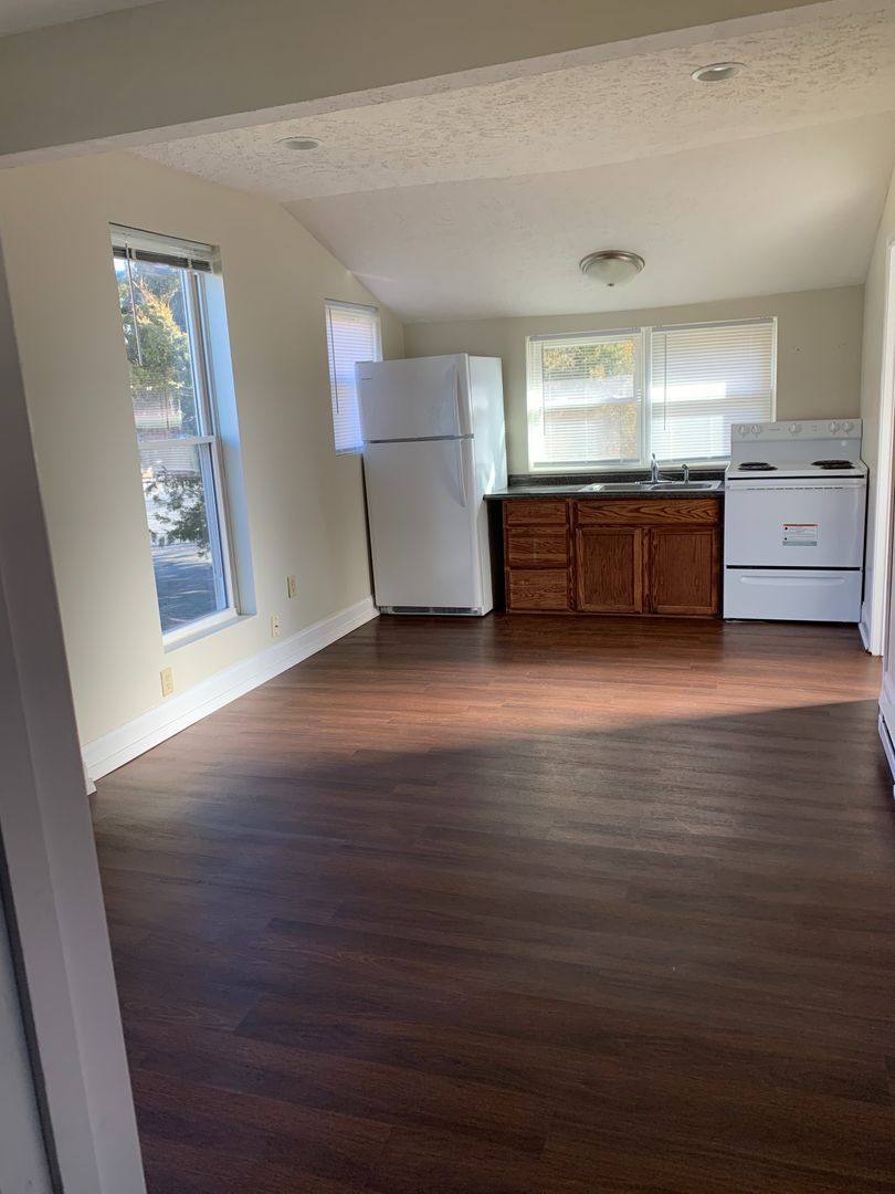 House for rent at 725 S Walnut St, Bloomington, IN 47401