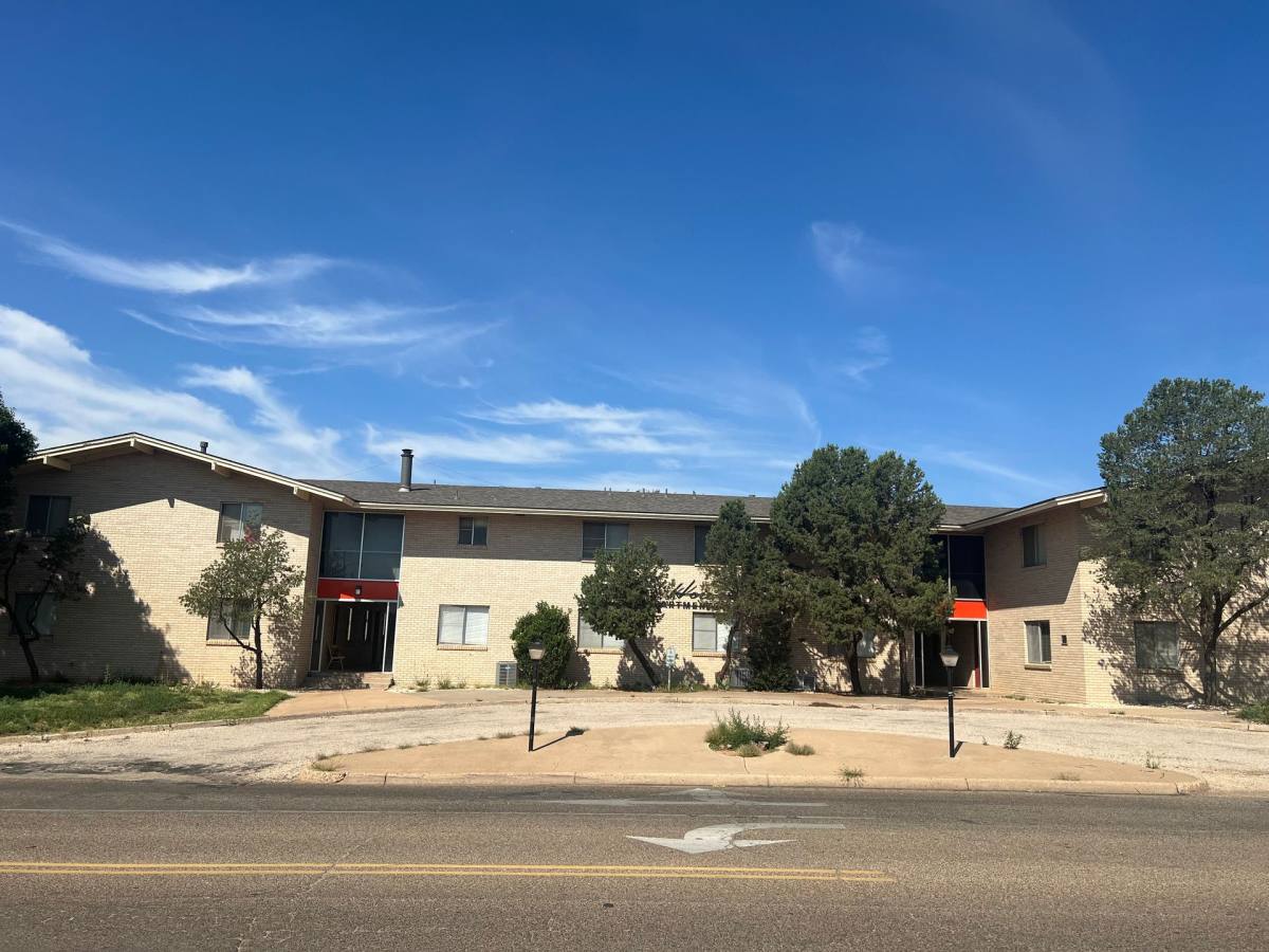 Apartment for rent at 2100 Mitchell, Clovis, NM 88101