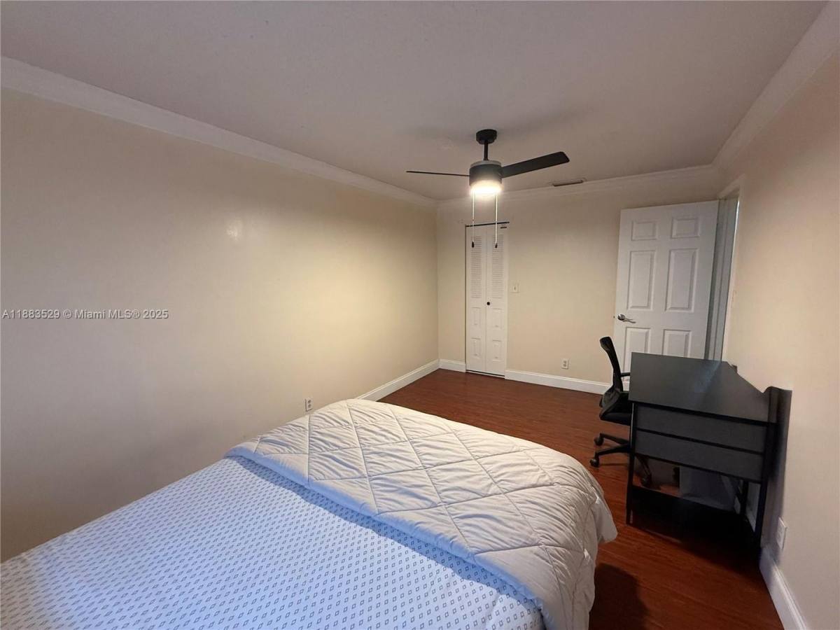Townhouse for rent at 27 Laredo Place 6-3, Fort Lauderdale, FL 33324