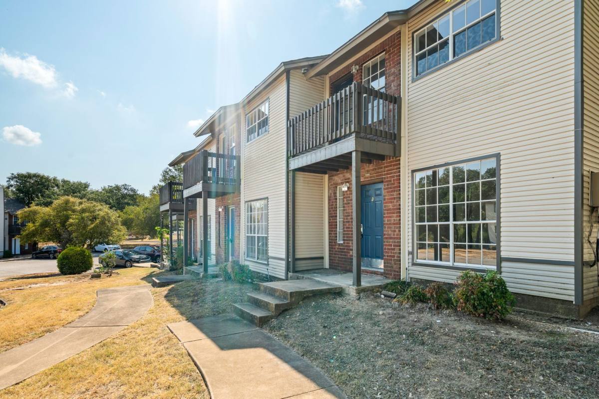 Townhouse for rent at 1806 River Crossing Circle #D, Austin, TX 78741