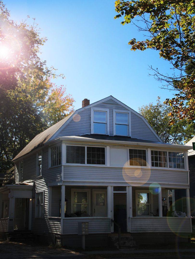 Apartment for rent at 47 Willow St, Burlington, VT 05401