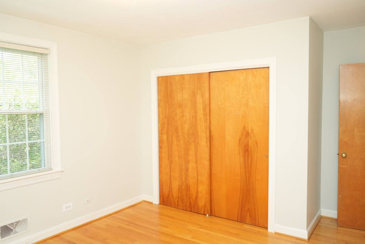 Apartment for rent at 101 Bollingwood Rd, Charlottesville, VA 22903
