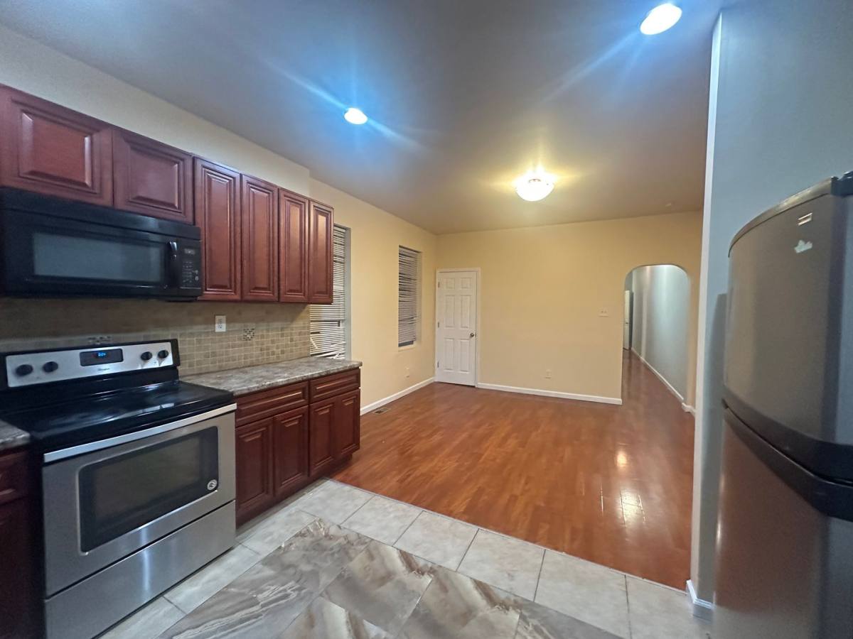 Apartment for rent at 5446 Walnut St, Philadelphia, PA 19139